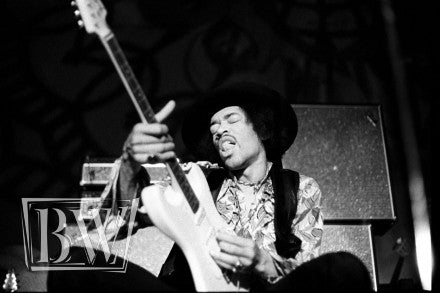Jimi Hendrix on Stage - Baron Wolman